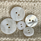 Knap 13 mm - Ægte Perlemor - Mild Hvid